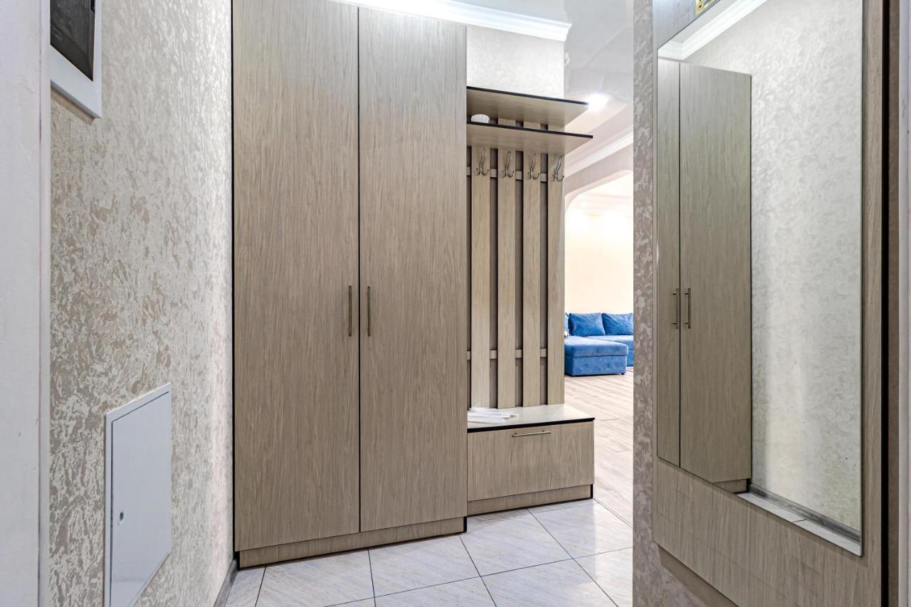 Apartments Lux 53/141 Astana Extérieur photo